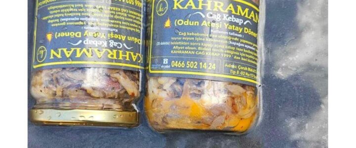 Kavanozda Cağ Kebabı Tarifi: Orijinal Lezzetin Püf Noktaları Kavanozda Cağ Kebabı Tarifi: Orijinal Lezzetin Püf Noktaları - Kapak Görseli